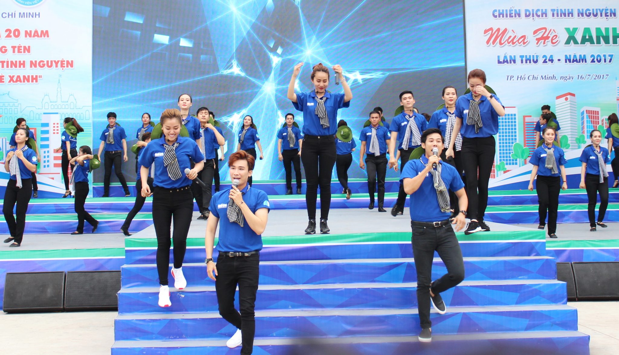 Chiến sĩ Mùa hè xanh 2017 đã ra mặt trận