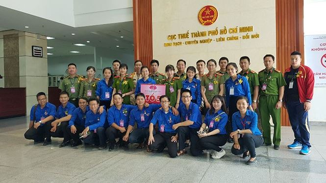 Ngày bận rộn của 336 Thanh niên tiên tiến làm theo lời Bác tại TPHCM - ảnh 12