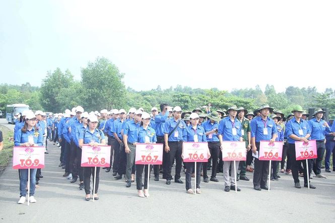 Ngày bận rộn của 336 Thanh niên tiên tiến làm theo lời Bác tại TPHCM - ảnh 29