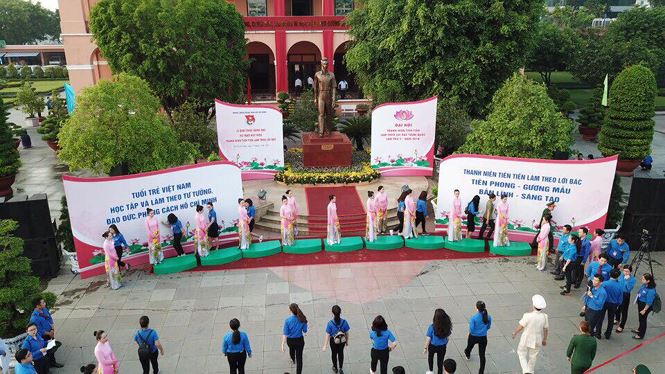 Ngày bận rộn của 336 Thanh niên tiên tiến làm theo lời Bác tại TPHCM - ảnh 55
