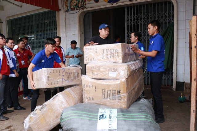 Hoạt động tình nguyện giúp tăng cường mối quan hệ Việt - Lào - Ảnh 2. Hoạt động tình nguyện giúp tăng cường mối quan hệ Việt - Lào - Ảnh 2.
