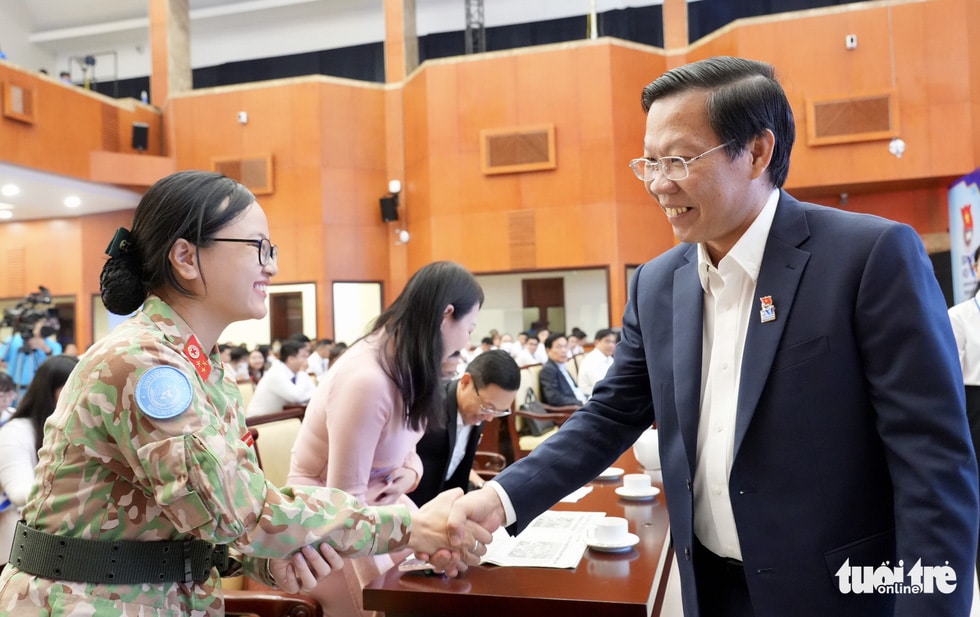 1.000 bạn trẻ TP.HCM dự diễn đàn Khát vọng thanh niên thành phố Bác - Ảnh 1. 1.000 bạn trẻ TP.HCM dự diễn đàn Khát vọng thanh niên thành phố Bác - Ảnh 1.